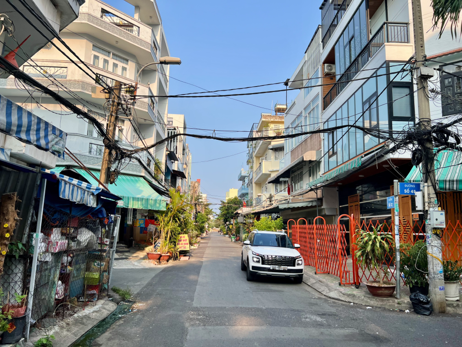 Căn góc 2 mt KDC Bình Phú 2, phường Bình Phú; 4x10m, 3,5 tấm