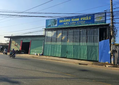 Bán kho xưởng mặt tiền DT825, kv4, xã Đức Hòa, thị trấn Đức Hòa; 15x50m; 27x50m