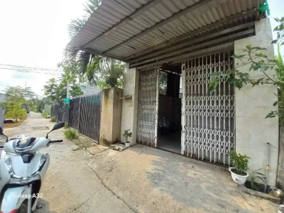 Bán gấp nhà xã Phước Lý, Cần Giuộc| 4.3 x 30m. Giá 1ty950 còn tl