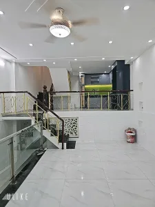 Bán nhà đường Chiến Lược, p Bình Trị Đông; 5x11m 3 tầng, xe hơi