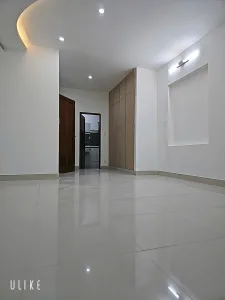 nhà đường Chiến Lược, p Bình Trị Đông; 5x11m 3 tầng, xe hơi